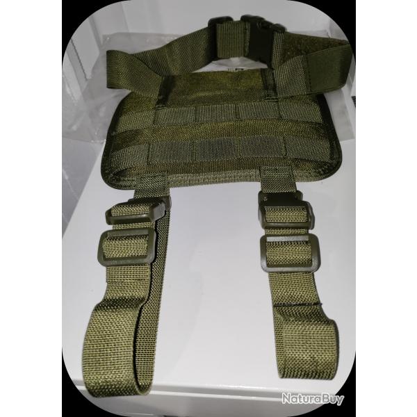 Panneau MOLLE ajustable avec fermeture par clip