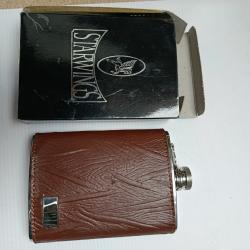 Flasque m&eacute;tal rev&ecirc;tue cuir Starwings