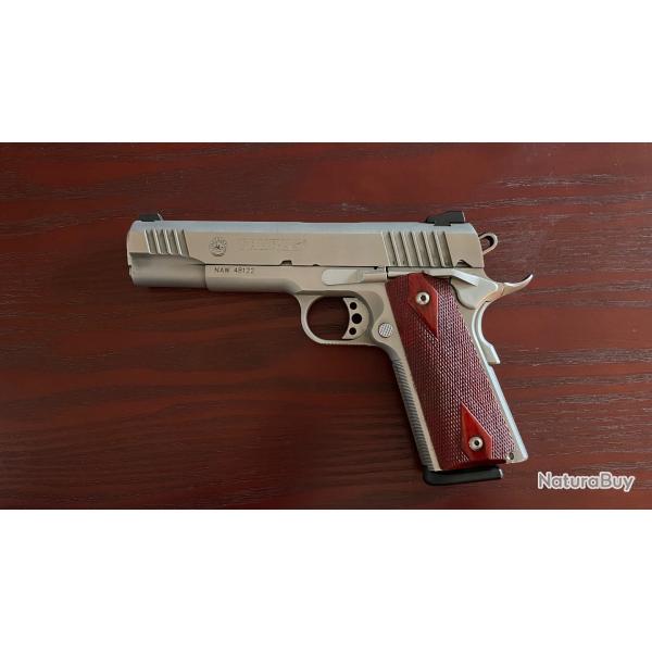 Taurus PT1911 Inox en 45 ACP �quip� Wilson Combat