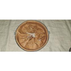 Int&eacute;rieur 66 de casque WW2 , belle patine