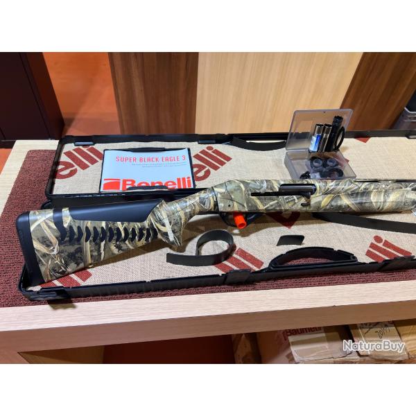 FUSIL SEMI AUTO BENELLI BLACK EAGLE CAMO CAL 12/76 - 71CM - TRES BON ETAT