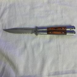 Couteau papillon Joker