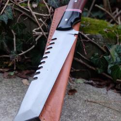 Couteau Mini Katana Tanto Lame Acier Carbone 1055 Manche R&eacute;sine Etui Cuir Fabrication Artisanale