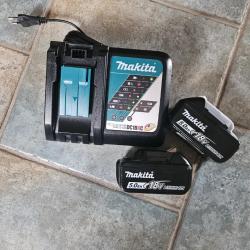 Chargeur et batteries makita 5ah