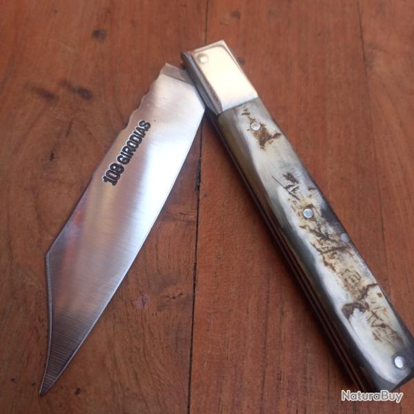 Joli Couteau R�gional TARBAIS 108 GIRODIAS Manche en ABS