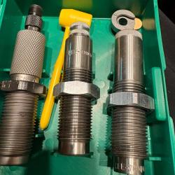 Jeux d'outil rcbs Lee 7 mm 08 avec Shell holder