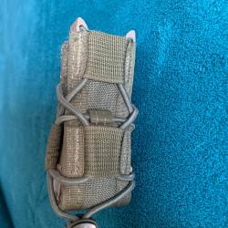 Porte chargeur de la marque HSGI (original)