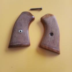 Poign&eacute;e Harrington Richardson 22 premier bois