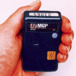 COMPTEUR GEIGER DOSIMETRE PRO DMC 2000X - RAYONS GAMMA X GAMMA - AFFICHAGE DIGITAL