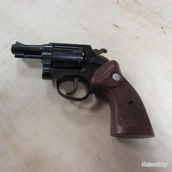 Revolver de marque TAURUS, mod�le 95, calibre 38 sp�cial