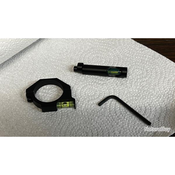 Niveau � bulle pour lunette diam�tre 30mm et pour rail Weaver picatinny