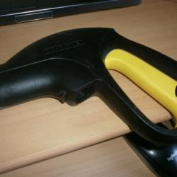 poign&eacute;e pistolet Karcher &eacute;tat neuf pour tuyau fixation type clip rond