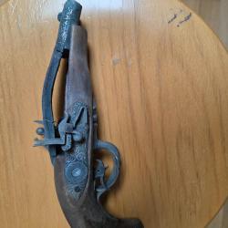 Pistolet ancien