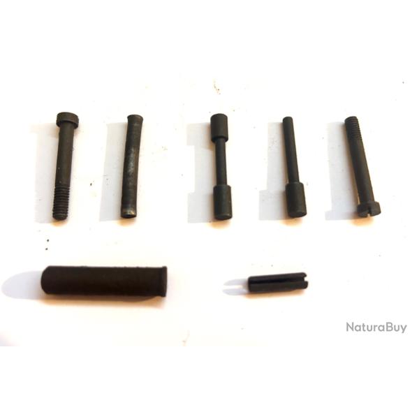 MAT 49, MAT49, lot de vis et goupilles