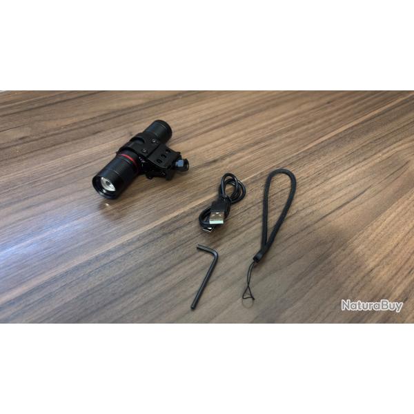 Lampe tactique led sur rail Picatinny d�port�