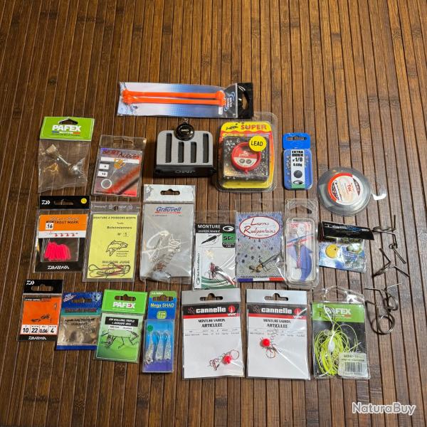 LOT FIN DE RAYON DE P�CHE 26 articles p�che divers et vari�s liquidation