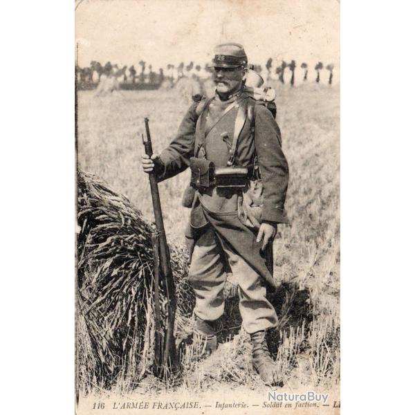 CPA - L'ARMEE FRANCAISE INFANTERIE SOLDAT EN FACTION -N�7217