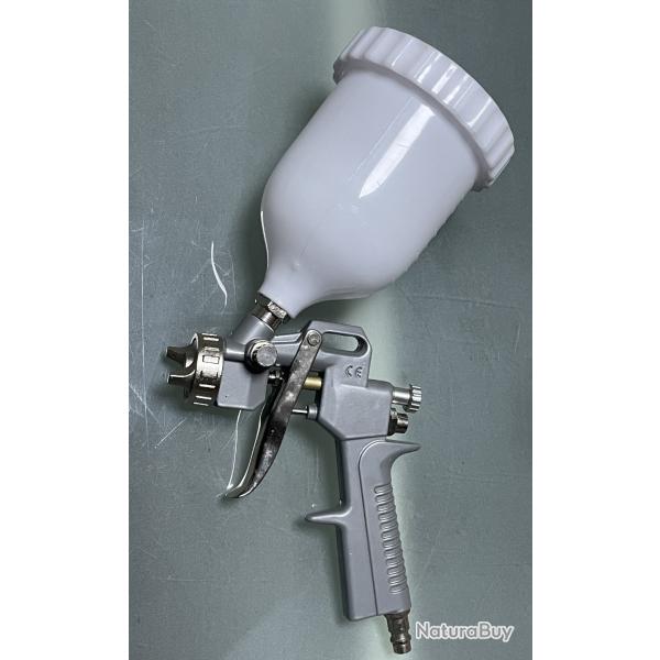 PISTOLET A PEINTURE par gravit�