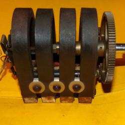 OUTILS PIECE DE TELEPHONE EN BOIS MODELE 1910 : LE MAGNETO NOIR, LONGUEUR TOTALE 17 CM POIDS TOTAL 2