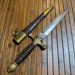 BELLE DAGUE DE MARINE FABRICA DE TOLEDO 1859 FUS&Eacute;E EN CORNE LAME GRAV&Eacute;E