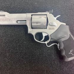 Taurus 627 Tracker 4" 357 mag