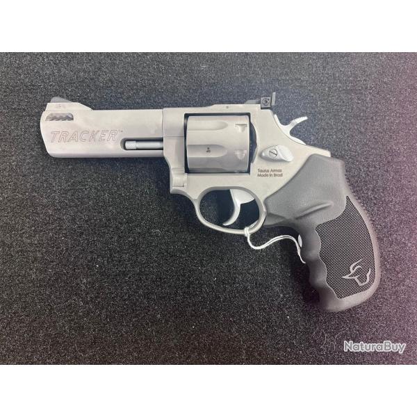 Taurus 627 Tracker 4" 357 mag