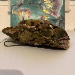 Chapeau large &agrave; motif camouflage - protection soleil & ext&eacute;rieur