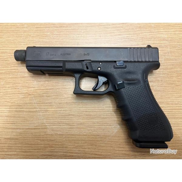 Glock 17 gen4 cal 9mm avec sa mallette et deux chargeurs en excellent �tat !