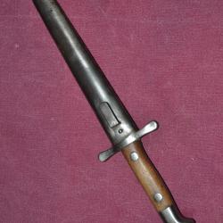 poignard de tranch&eacute;e bourgade contrat roumain poilu guerre 14-18 verdun front orient