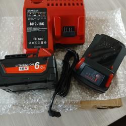 Lot un chargeur 3A pour batterie Milwaukee M18 M12 et 2 batteries 18V 6 Ah NEUF