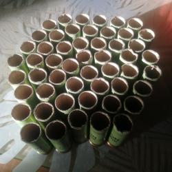 52 DOUILLES CARTONS D&Eacute;CATHLON DE CALIBRE 12 PERCUT&Eacute;E