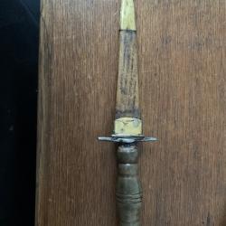 Ancienne dague ,couteau