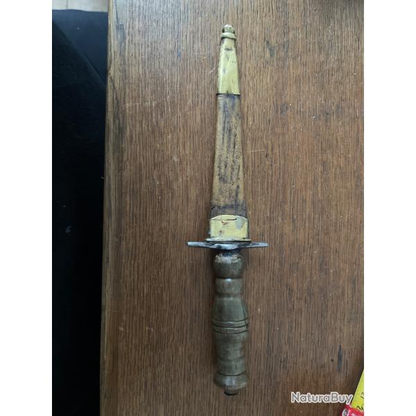 Ancienne dague ,couteau