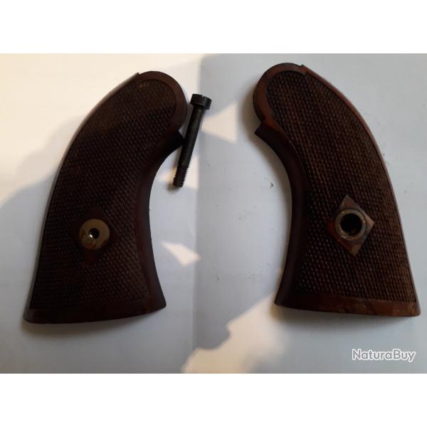 PLAQUETTES BOIS QUADRILLEES REMINGTON 1858