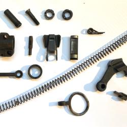 Lot de pi&egrave;ces pour MAS 49/56.  FSA