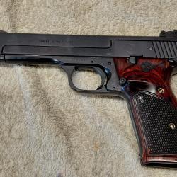pistolet smith et wesson 22LR mod&egrave;le 41 parfait &eacute;tat