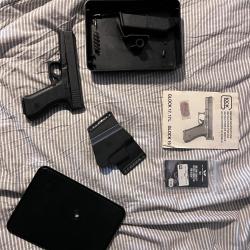 Glock 17 Gen 2 - 9x19mm - Bon &eacute;tat m&eacute;canique