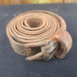 Sangle en cuir WW1 WW2 (Francais Allemand Anglais US ?)