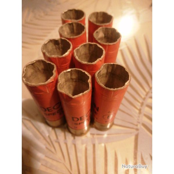 9 DOUILLES CARTONS D�CATHLON DE CALIBRE 12 PERCUT�ES