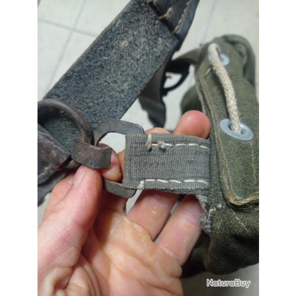 Sac a dos allemand WW2 M44 sur brelage lourd original