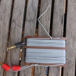 Antenne, fil de masse et enrouleur Radio MCR1 Biscuit SOE R&eacute;sistance Repro