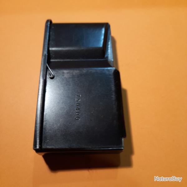 TR�S RARE... CHARGEUR D'ORIGINE UNIQUE POUR TCG EN 7X64