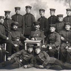 CPA -  photo D'un groupe de soldats allemands- N&deg;-7229
