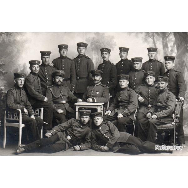 CPA -  photo D'un groupe de soldats allemands- N�-7229