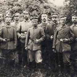 CPA -  photo D'un groupe de soldats allemands- N&deg;-7236