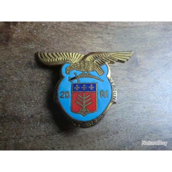 insigne  20 eme r�giment d'infanterie de ligne   / arthus bertrand paris