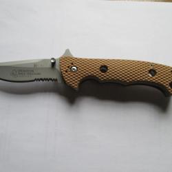 couteau tactique pliant CRKT desert cruiser