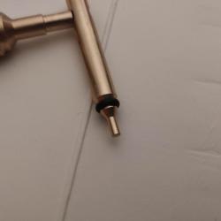 Verrou avec sonde (pousse plomb) UPGRADE pour pistolet Crosman 2240