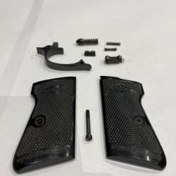 Lot de pi&egrave;ces Manhurin PP