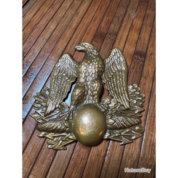 PLAQUE DE SHAKO A L'AIGLE - R�GIMENT D'INFANTERIE, MOD�LE 1852, SECOND EMPIRE